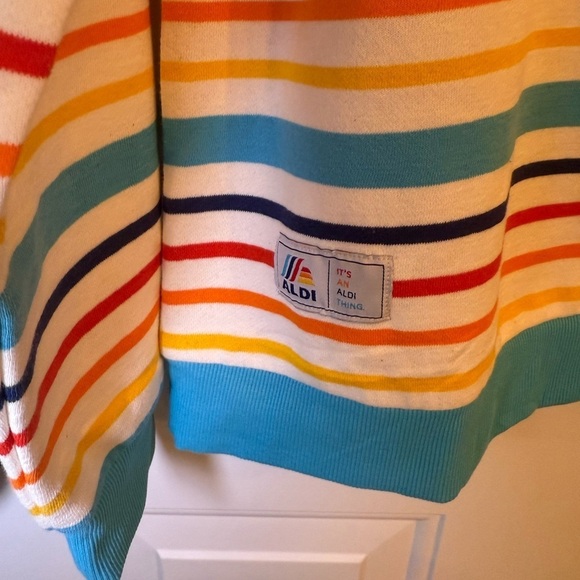 ALDI Gear 2024 Capsule Collection Sweatshirt striped women’s M - Picture 2 of 5